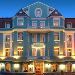 **** Hotel Nestroy Rakousko